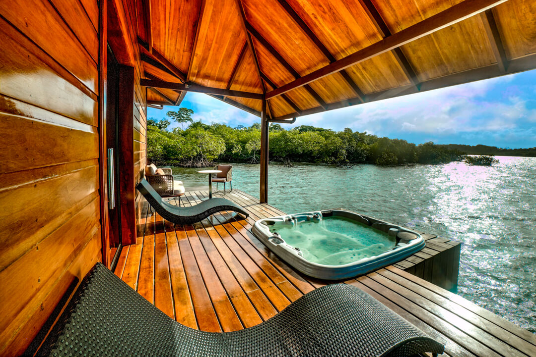 Bocas Coral Reef - Luxury Overwater Villa